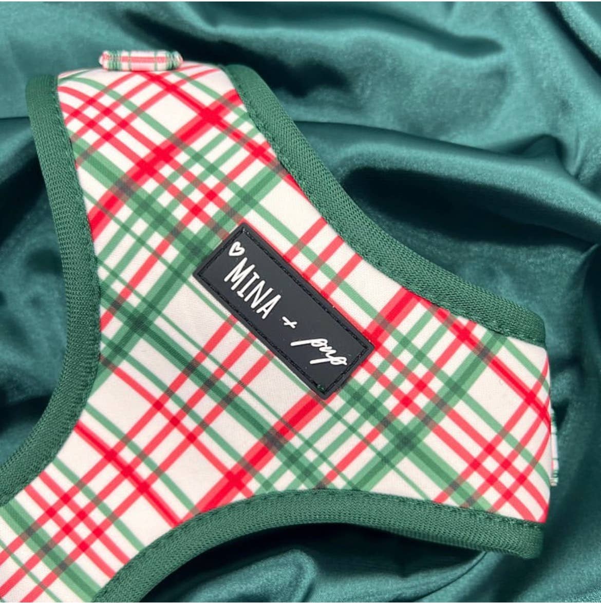 “You’re A Gift” Adjustable Harness - Ruffingdales, Inc
https://ruffingdales.com › products › you-re-a-gift-dog-cat-adjustable-harness