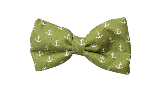 Bowtie - Medium - Green Anchors