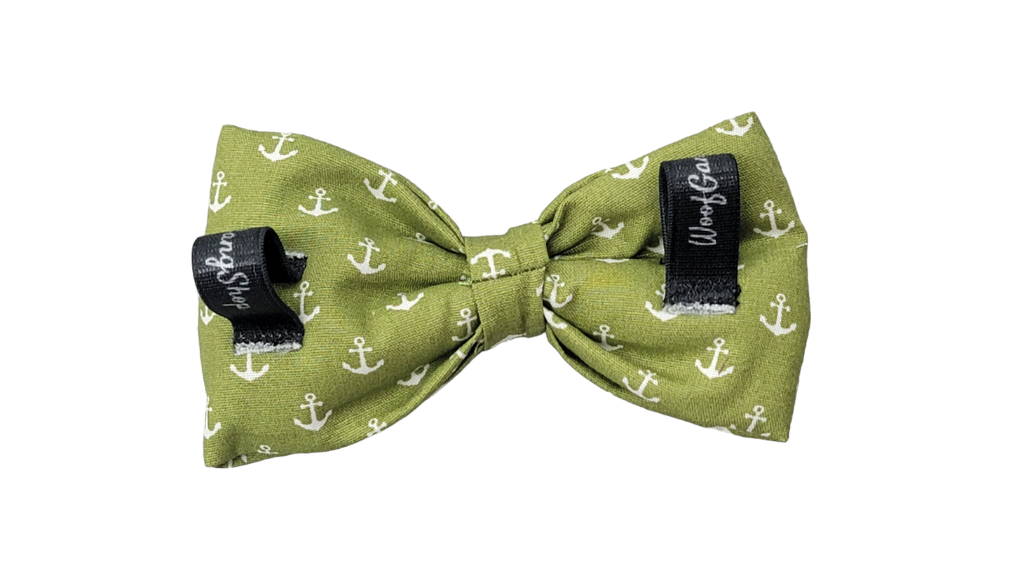 Bowtie - Medium - Green Anchors